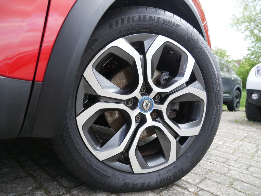 Renault Captur Edition One E-Tech Plug-In - Samsaru's Car Outlet