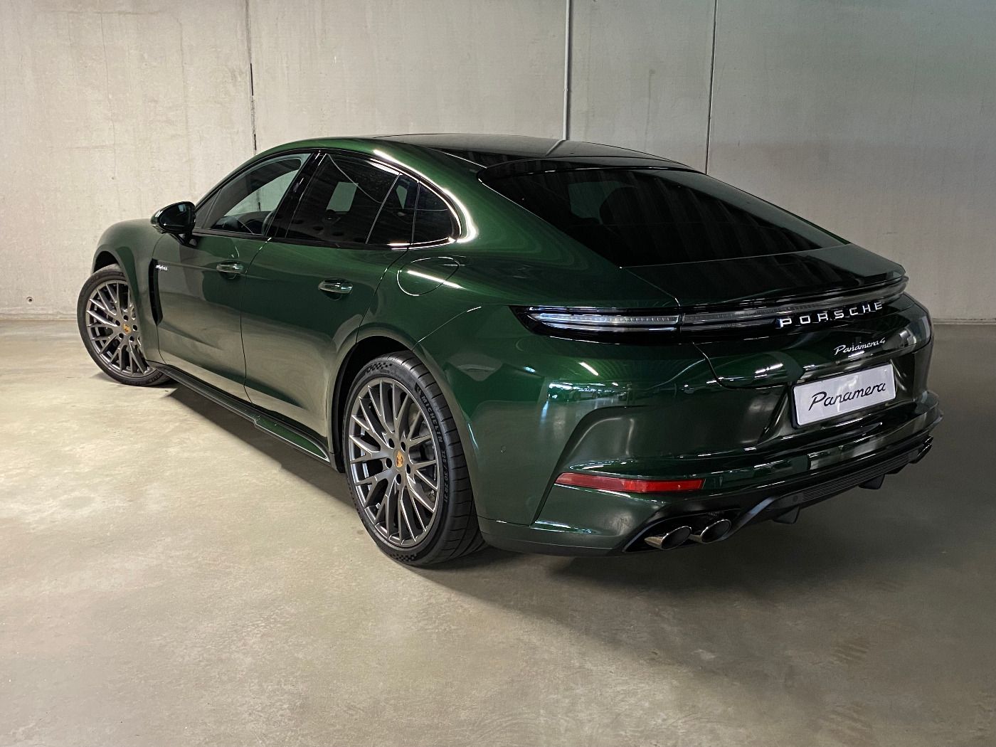 Porsche Panamera 4 E-Hybrid | SportDesign Paket | BOSE |