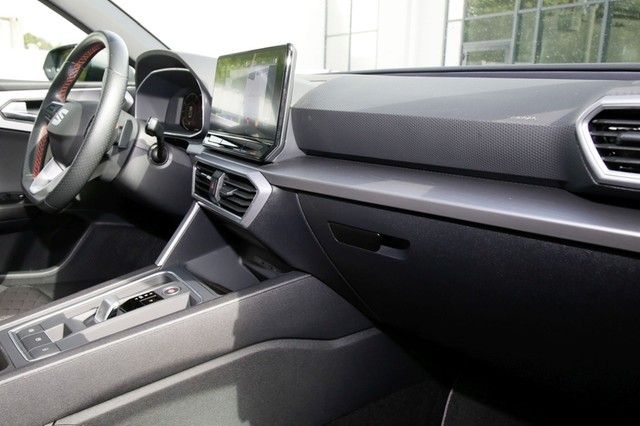 Seat Leon 1.5 eTSI ACT DSG FR ACC PANO LED AHK
