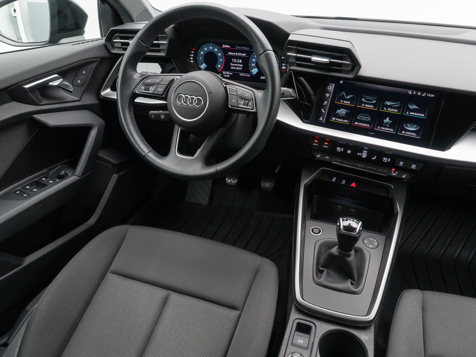 Audi A3 35 TFSI Sportback - Samsaru's Car Outlet