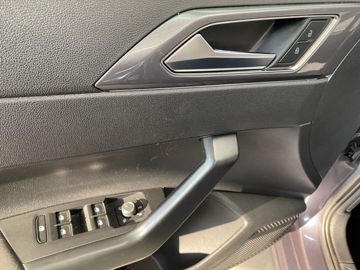 Volkswagen Polo VI Style 1.0 TSI - Samsaru's Car Outlet