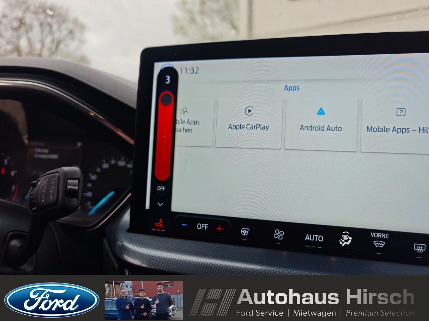 Ford Focus Turnier Active Navi LED ACC Apple CarPlay