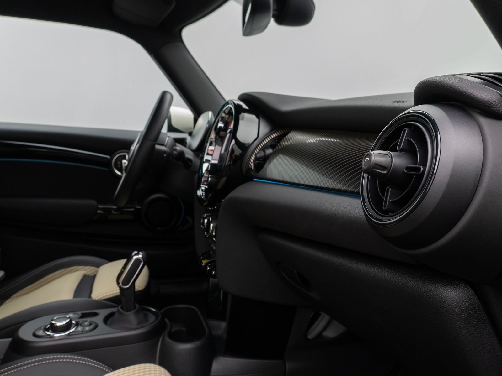 MINI COOPER SE Resolute Edition - Samsaru's Car Outlet
