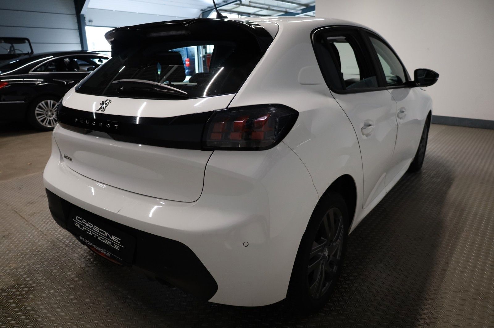 Peugeot 208 Active Pack - Samsaru's Car Outlet