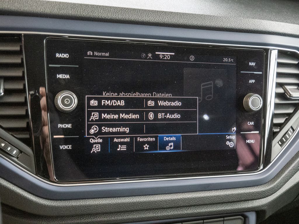 Volkswagen T-Roc 1.5 TSI DSG Style - Samsaru's Car Outlet