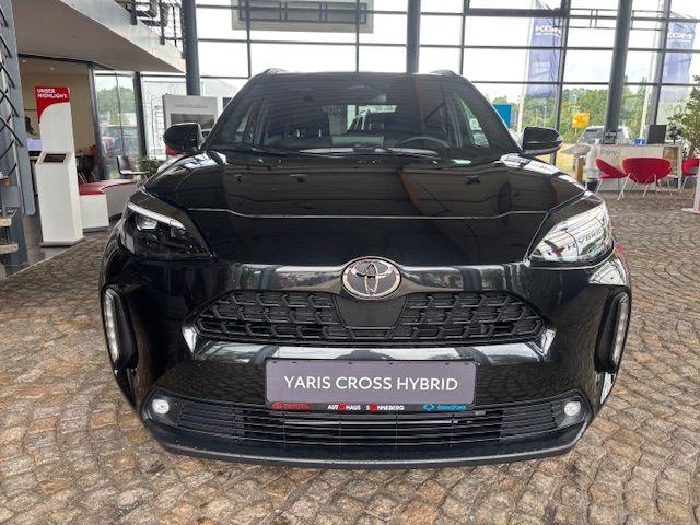 Toyota Yaris Cross Hybrid 130 1.5 VVT-i Black&White