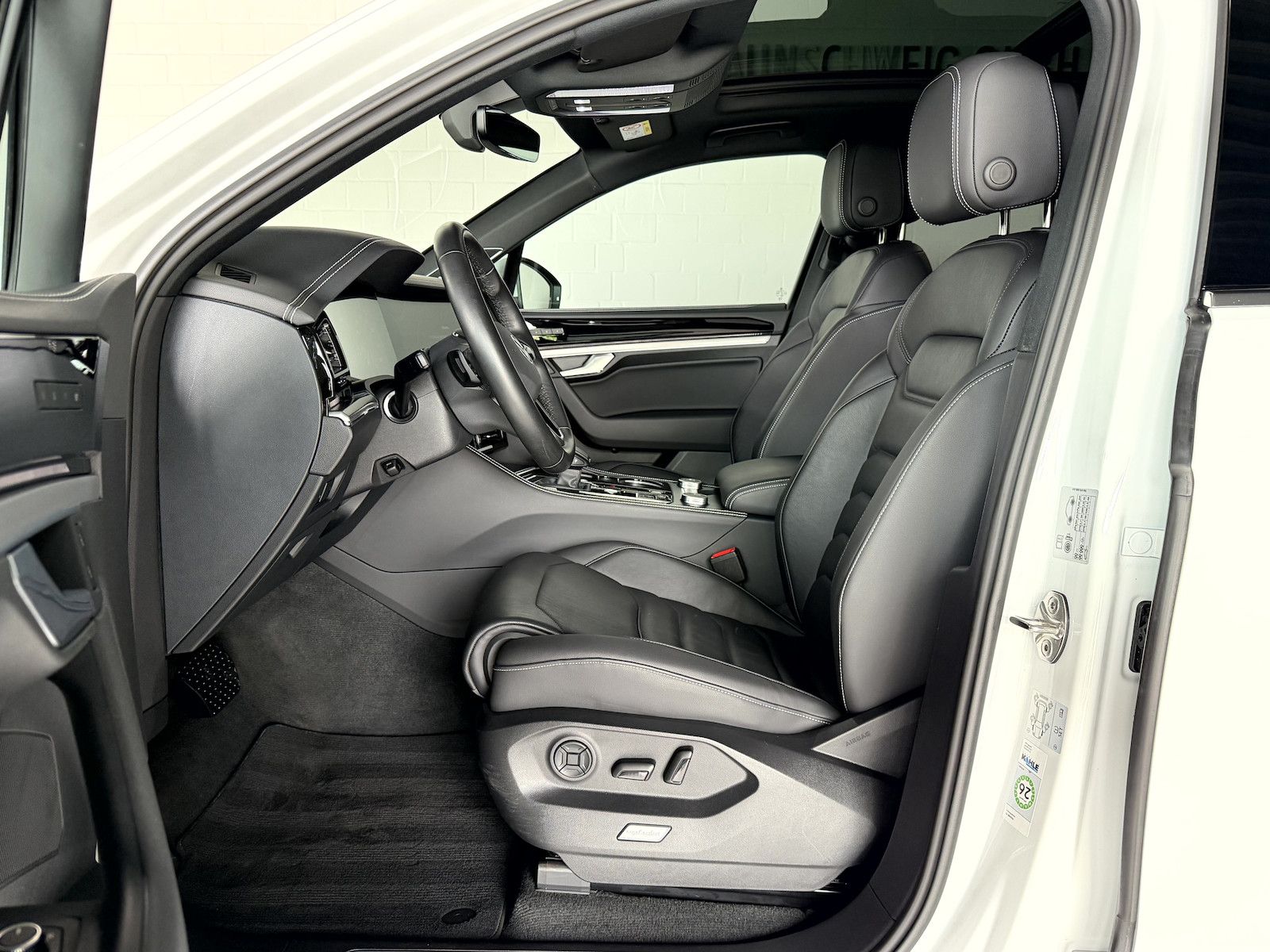 Volkswagen Touareg 3.0 TSI eHybrid 4Motion*IQ*Pano*AHK*360*