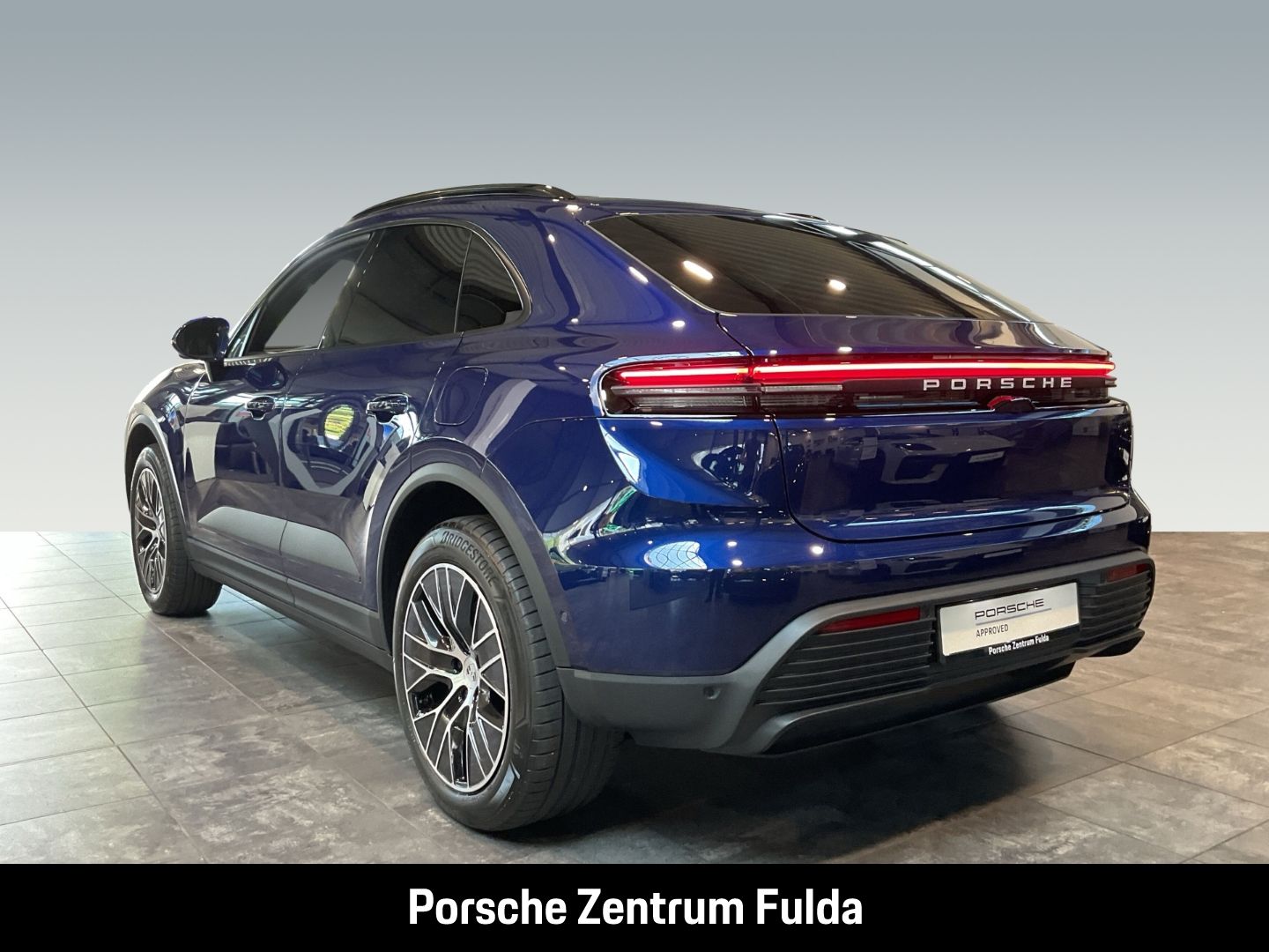 Porsche Macan 4 LED-Matrix Abstandstempomat BOSE 20-Zoll