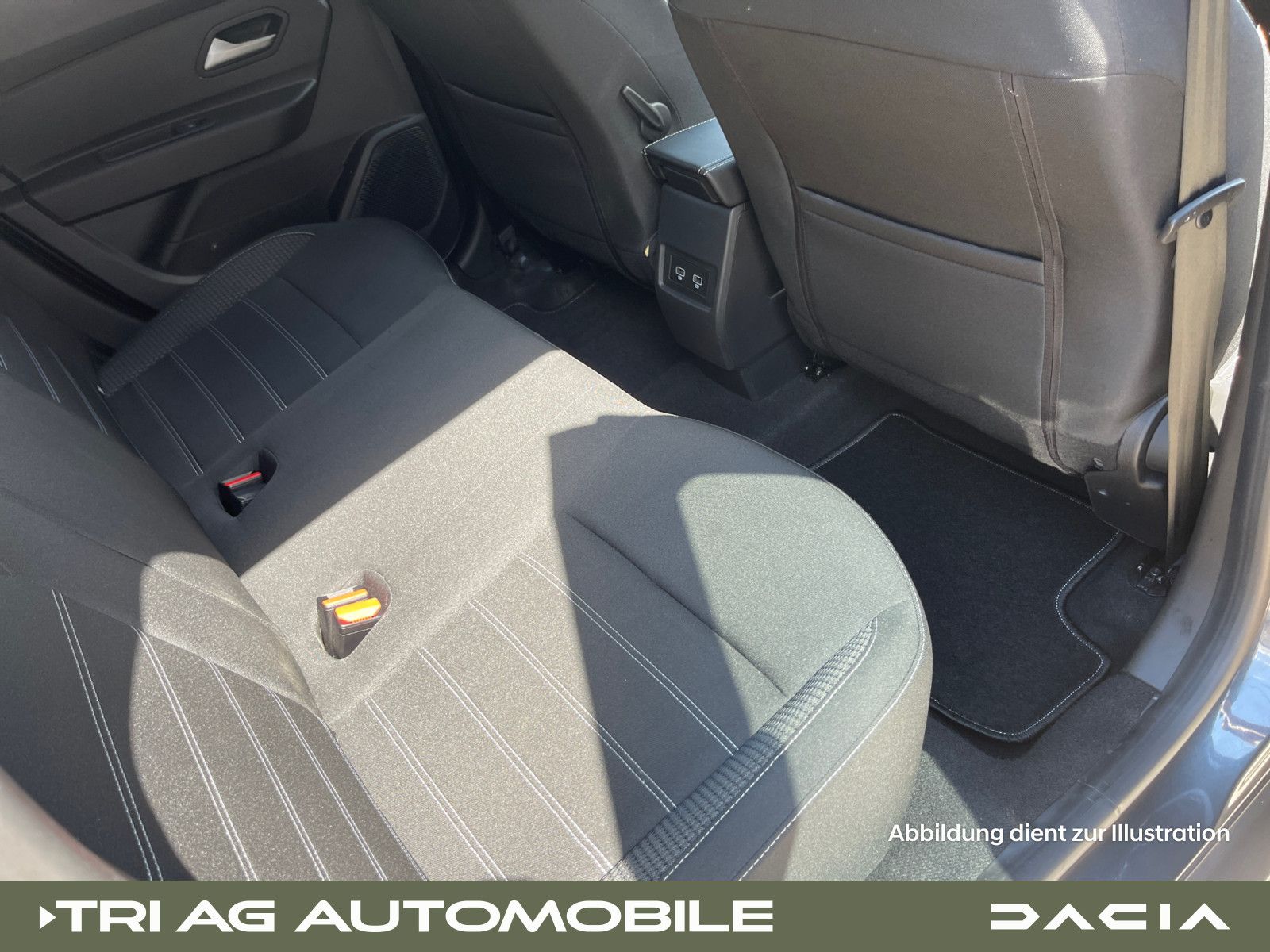 Dacia Duster Journey TCe 150 EDC - Samsaru's Car Outlet