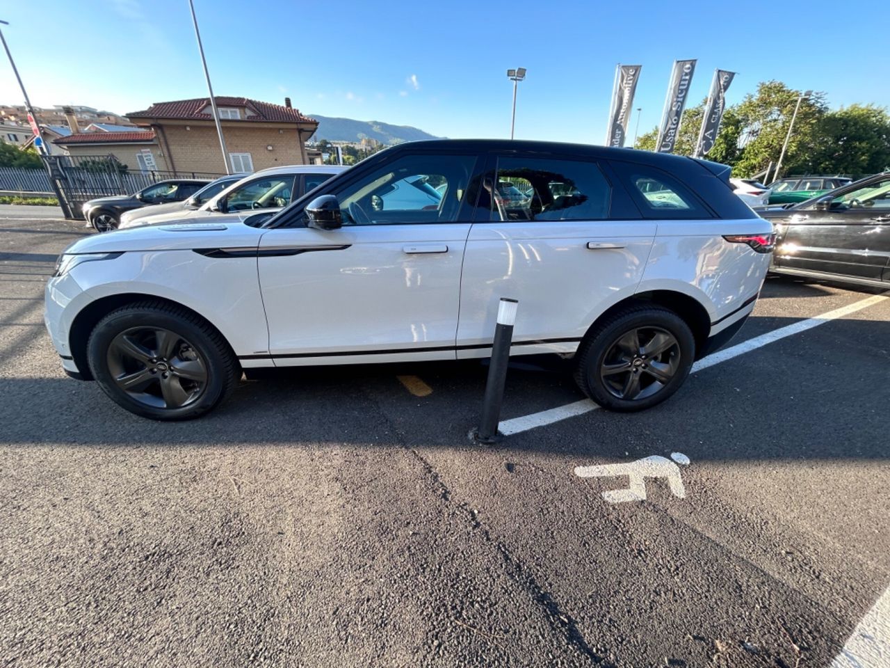 Range Rover Velar Range Rover Velar 2 - Samsaru's Car Outlet