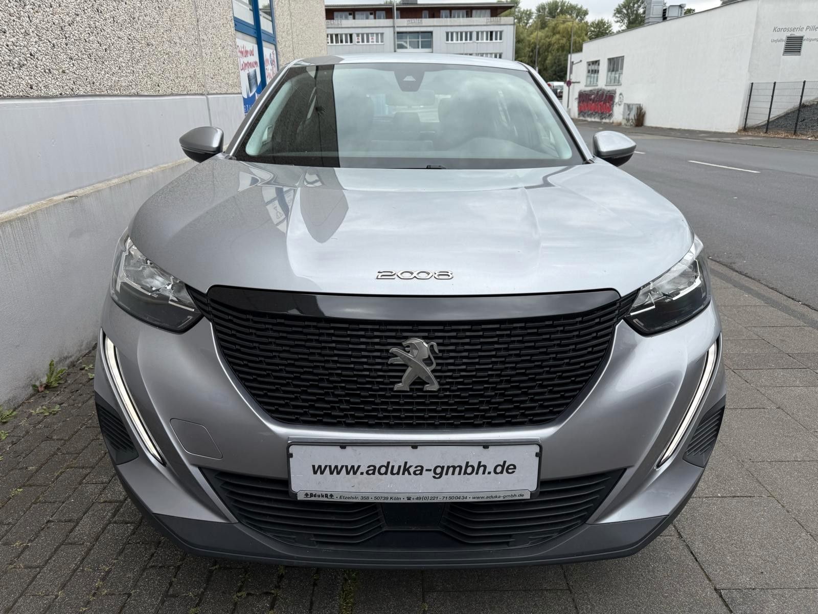 Peugeot 2008 PureTech 130 EAT8 Automatik - Samsaru's Car Outlet