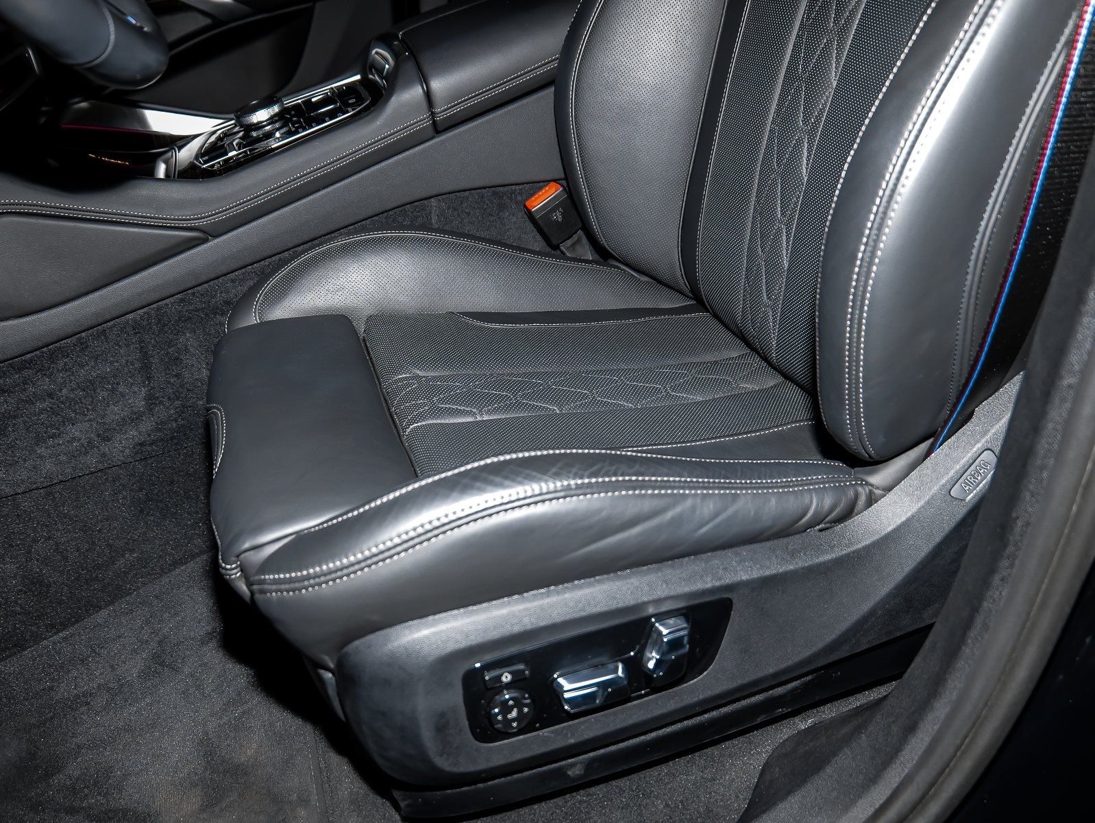 BMW X6 xDrive30d M Sport PANO ACC AHK RFK NAVI LED