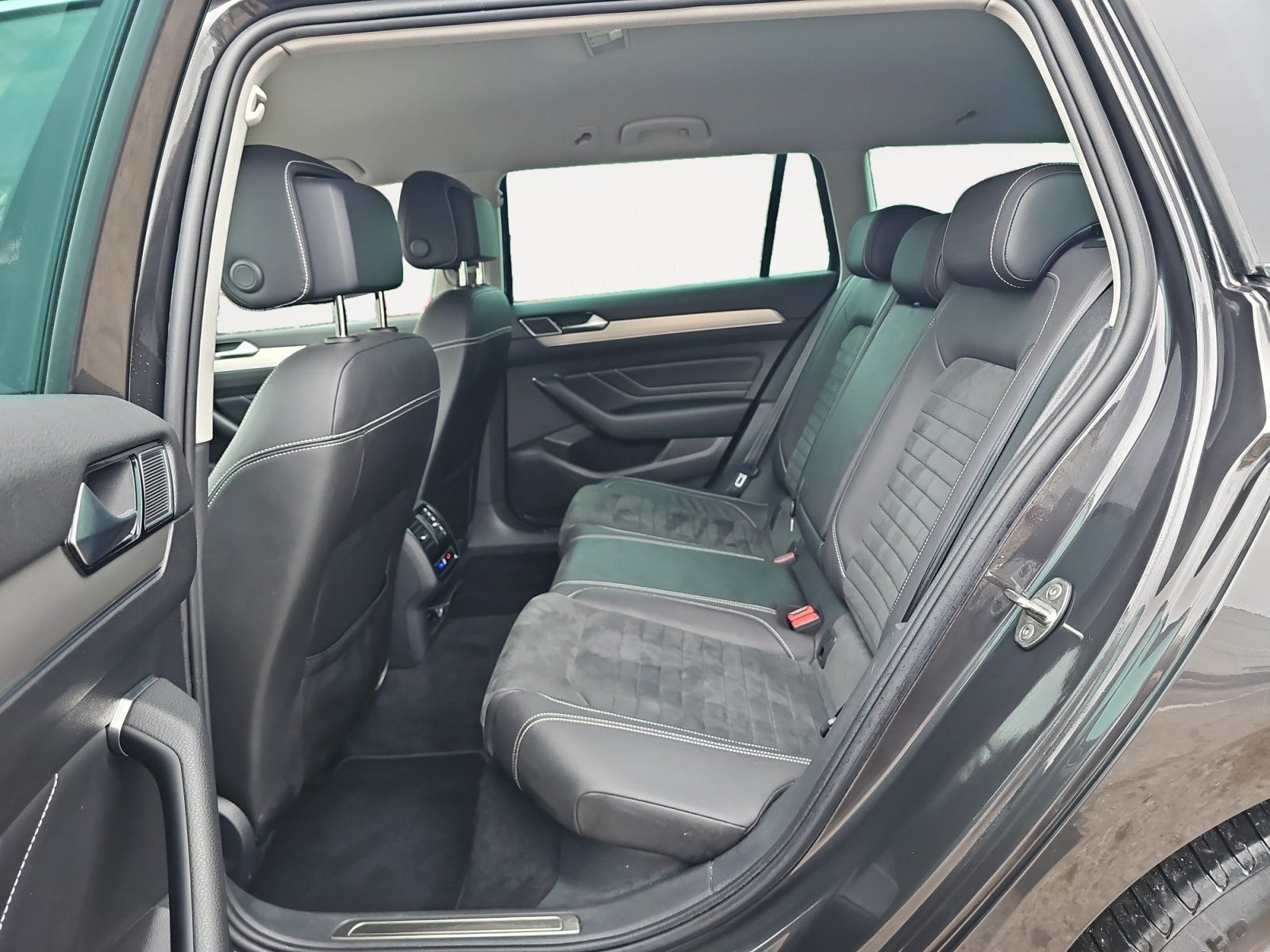 Volkswagen Passat Variant 2.0 TDI 4Motion BMT Elegance ACC