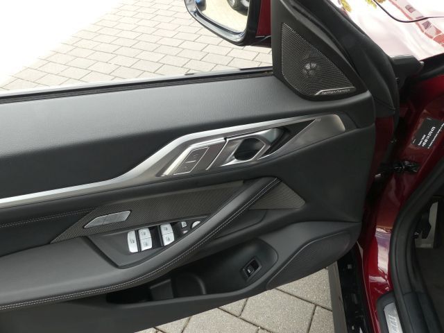 BMW i4 eDrive35 M Sport SD°ACCPro°AHK°Laser°ElSitz+M
