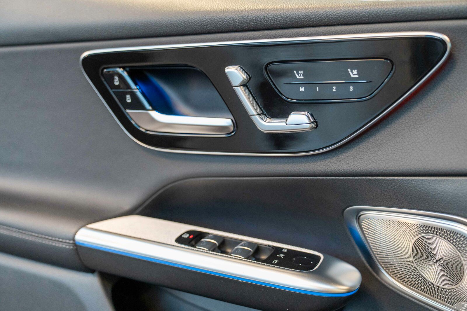Mercedes-Benz GLC 220 d 4M AVANTGARDE Burmester Pano Sitzklima