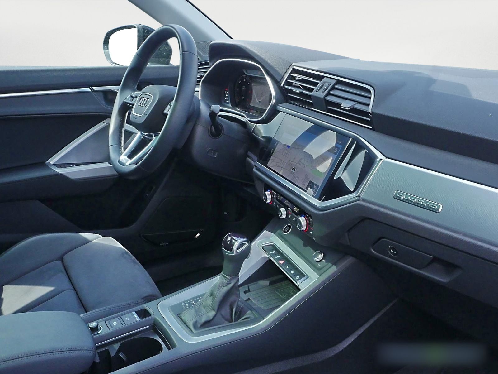 Audi Q3 40 TDI qu. - Samsaru's Car Outlet