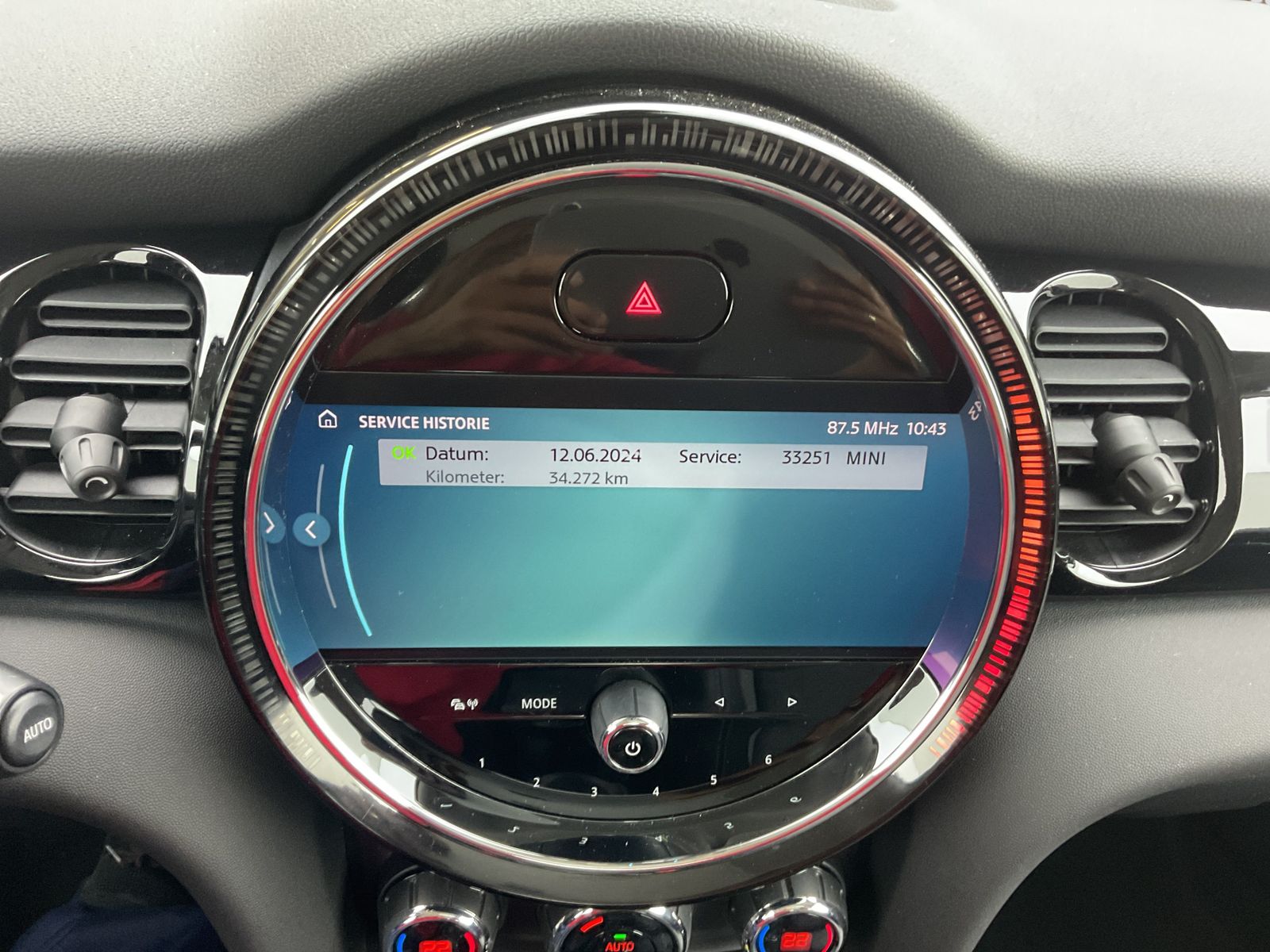 MINI Cooper SE - Samsaru's Car Outlet