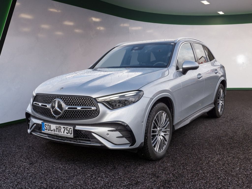 Mercedes-Benz GLC 200 d 4M AMG Line AHK Abstandstemp. LED Pano