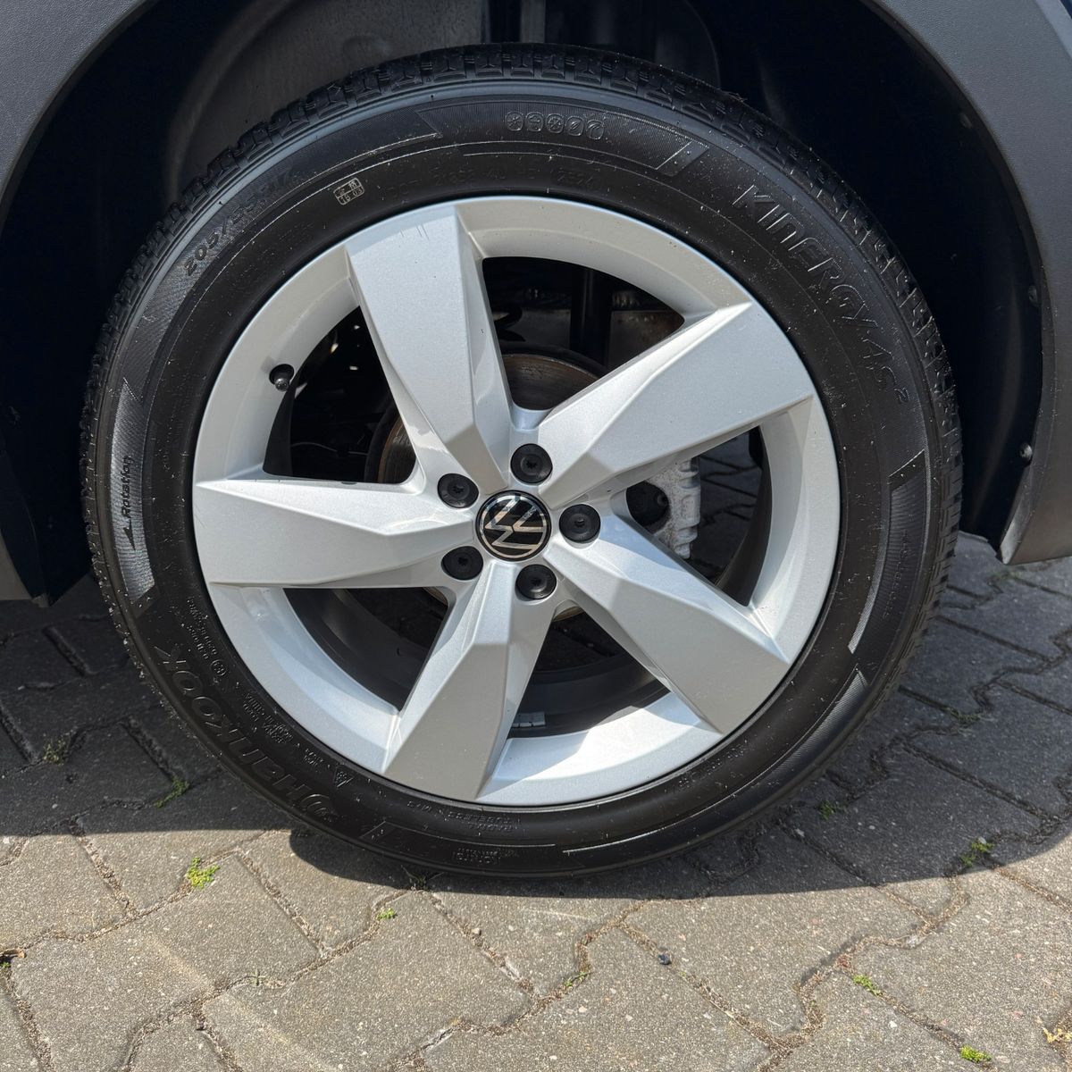 Volkswagen T-Cross Style - Samsaru's Car Outlet