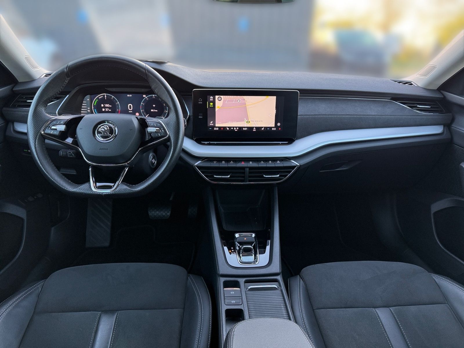 Skoda Octavia Combi 1.4 TSI iV First Edition - Samsaru's Car Outlet