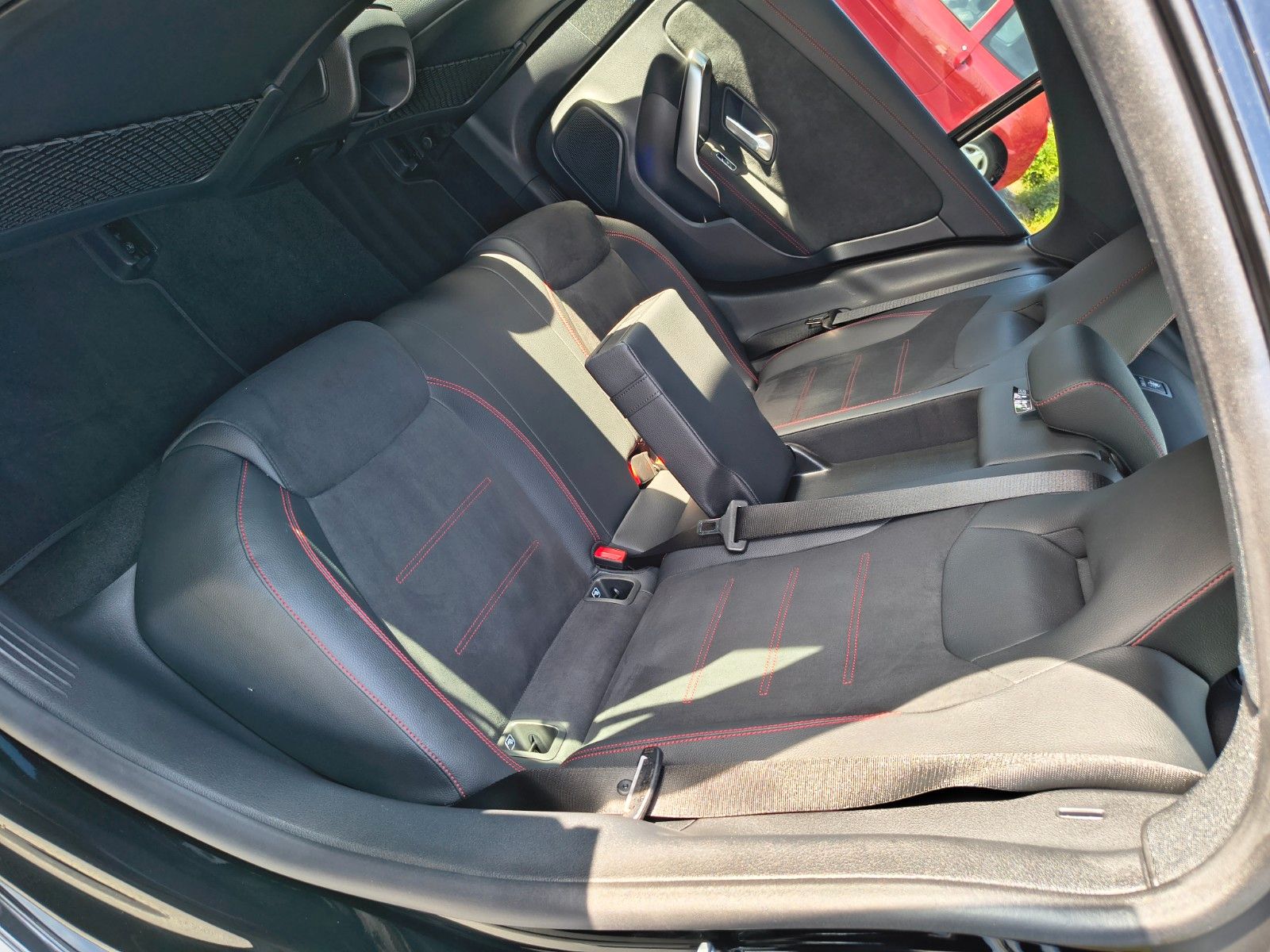 Mercedes-Benz CLA 200 Coupé 4Matic AMG - Samsaru's Car Outlet