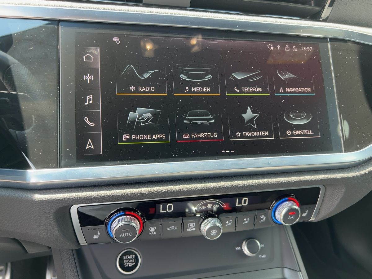 Audi Q3 45 TFSI quattro S-line - Samsaru's Car Outlet