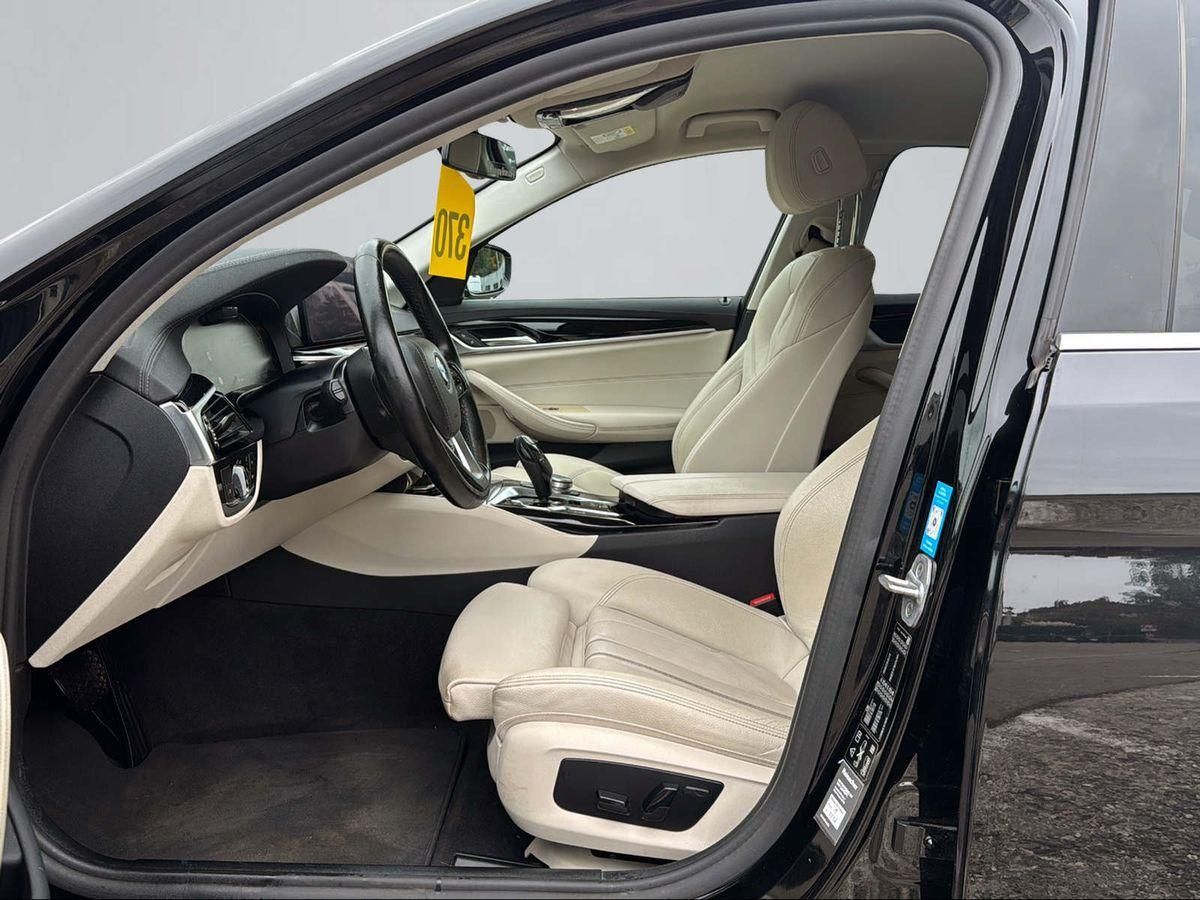 BMW 520 520 d xDrive Luxury Line 2.0 Diesel Metallic