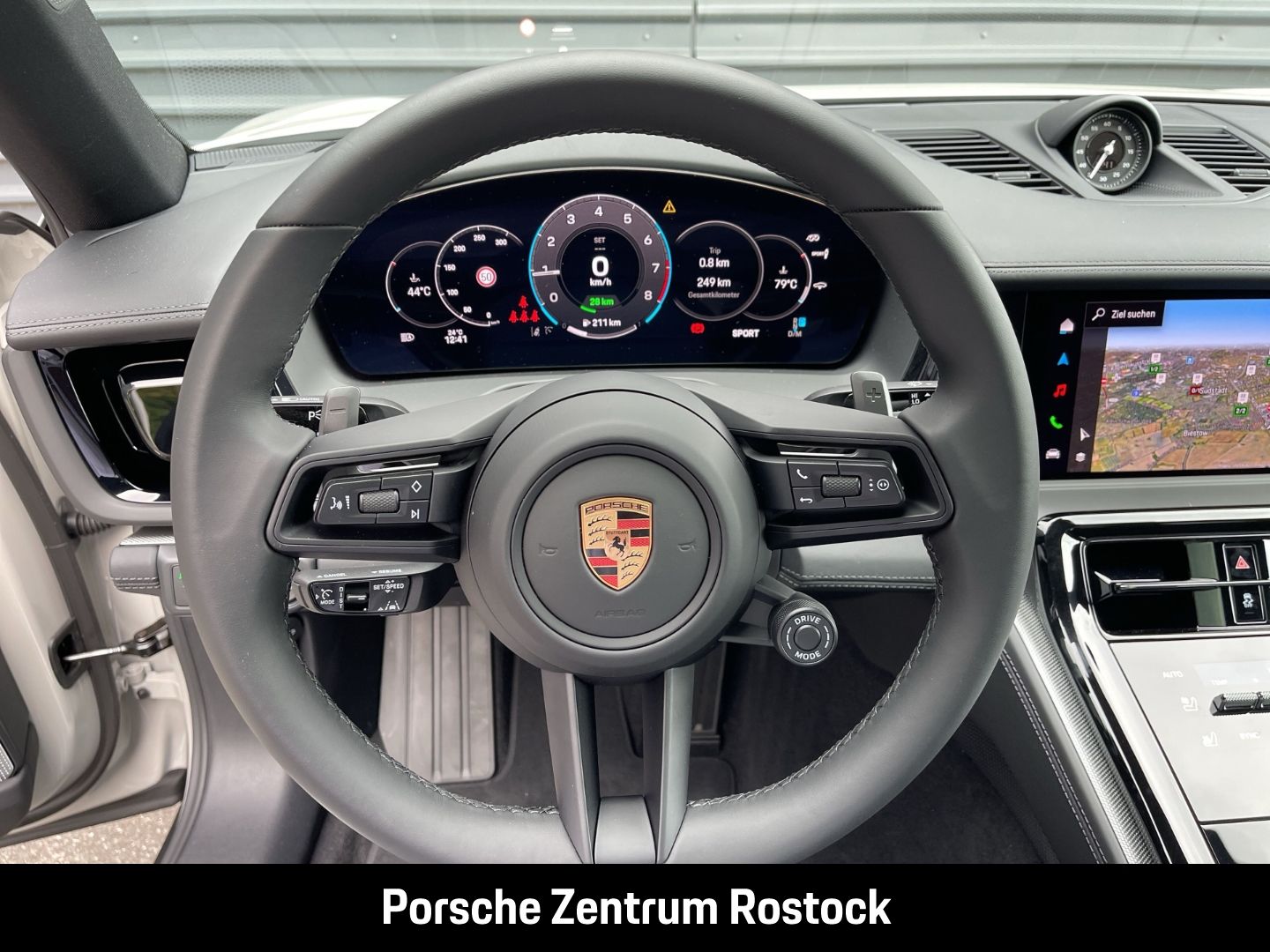 Porsche Panamera 4 E-Hybrid Active-Ride Burmester