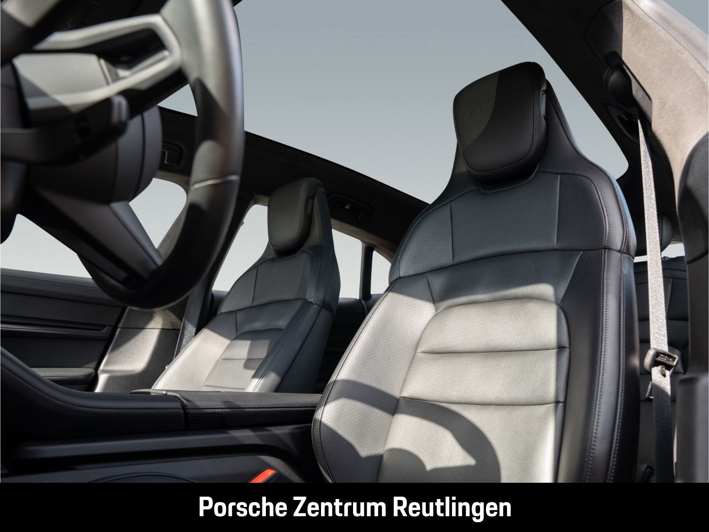 Porsche Taycan Turbo Cross Turismo LED-Matrix Panorama