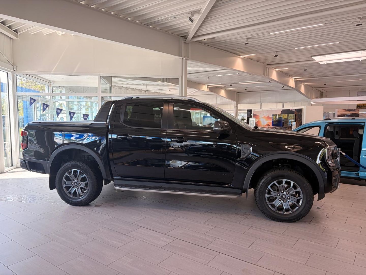 Ford Ranger Wildtrak DoKa e-4WD+AHK+PDC+DAB+NAV+BLIS+