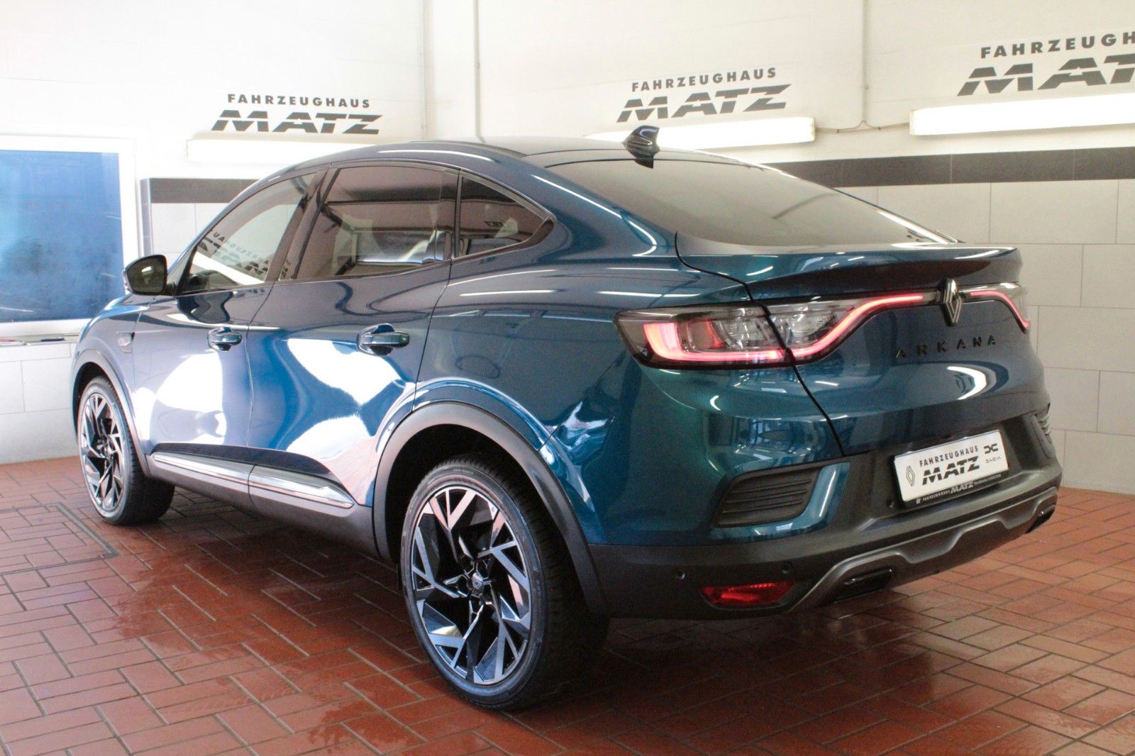 Renault Arkana Mild Hybrid - Samsaru's Car Outlet