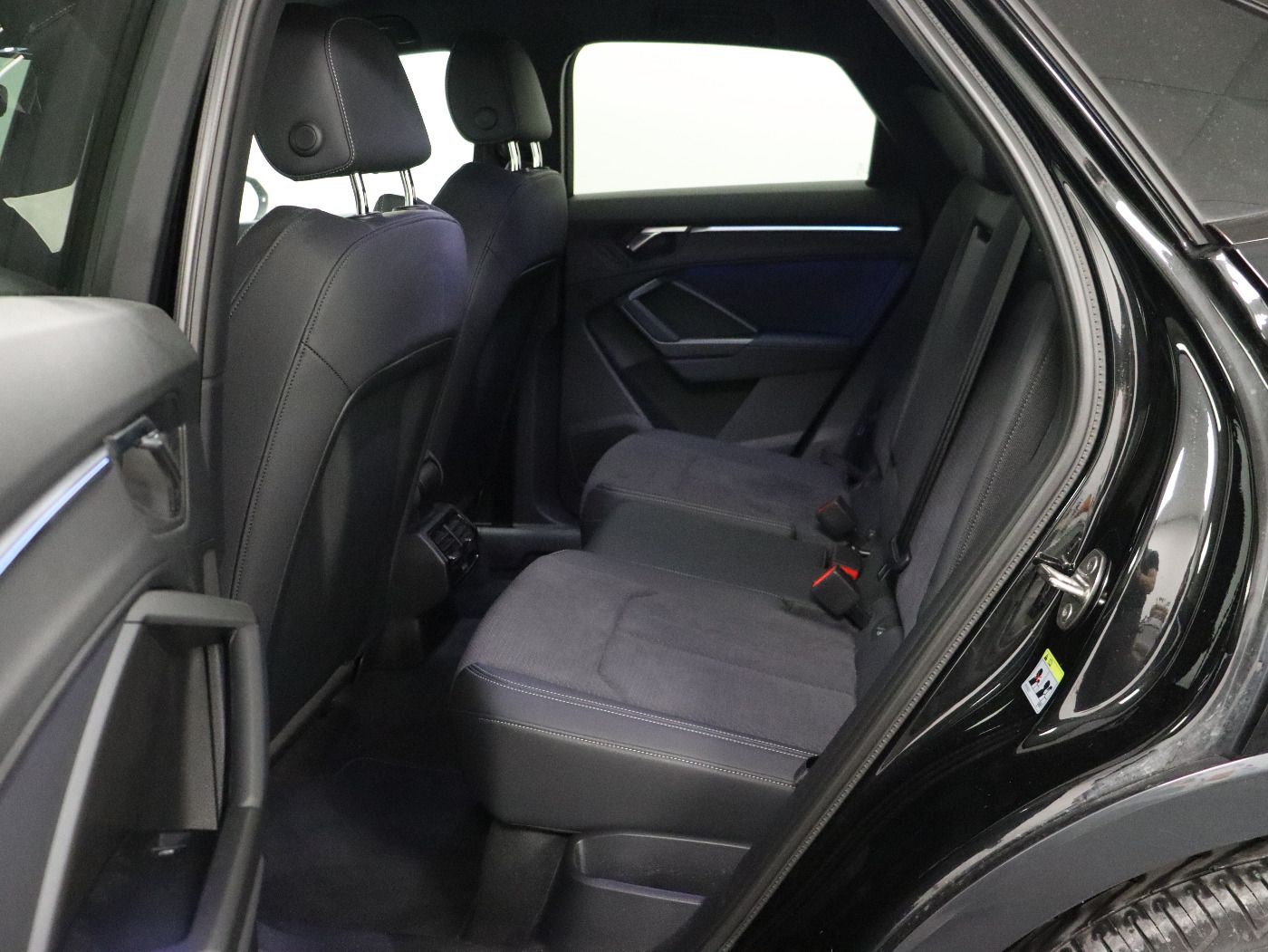 Audi Q3 Sportback 45 TFSI quattro S tronic S-Line - Samsaru's Car Outlet