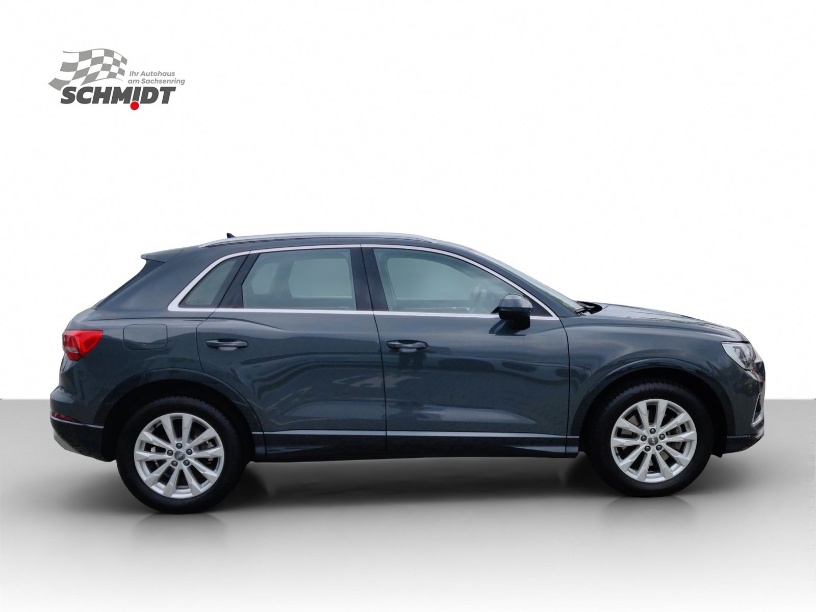 Audi Q3 40 TFSI quattro advanced - Samsaru's Car Outlet