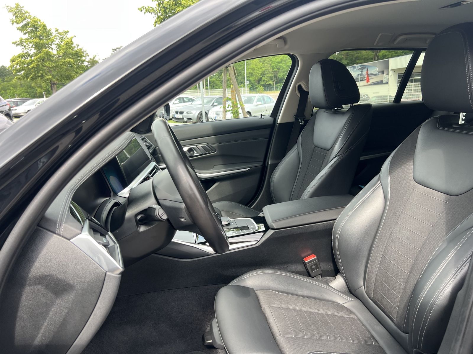 BMW 320e Touring Sport Line - Samsaru's Car Outlet