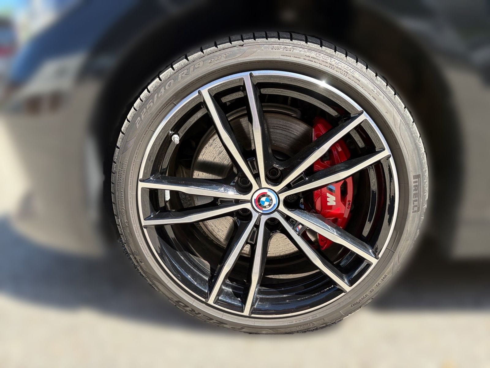 BMW 330e xDrive Touring M Sport Pro Pano ACC H/K AHK