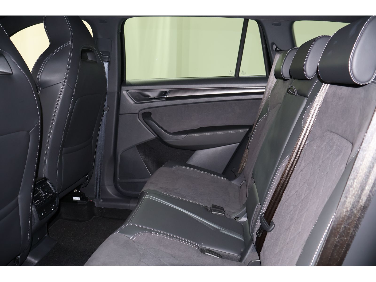 Skoda Kodiaq 2.0 TDI Sportline 4x4 AHK,Matrix-LED,Spor