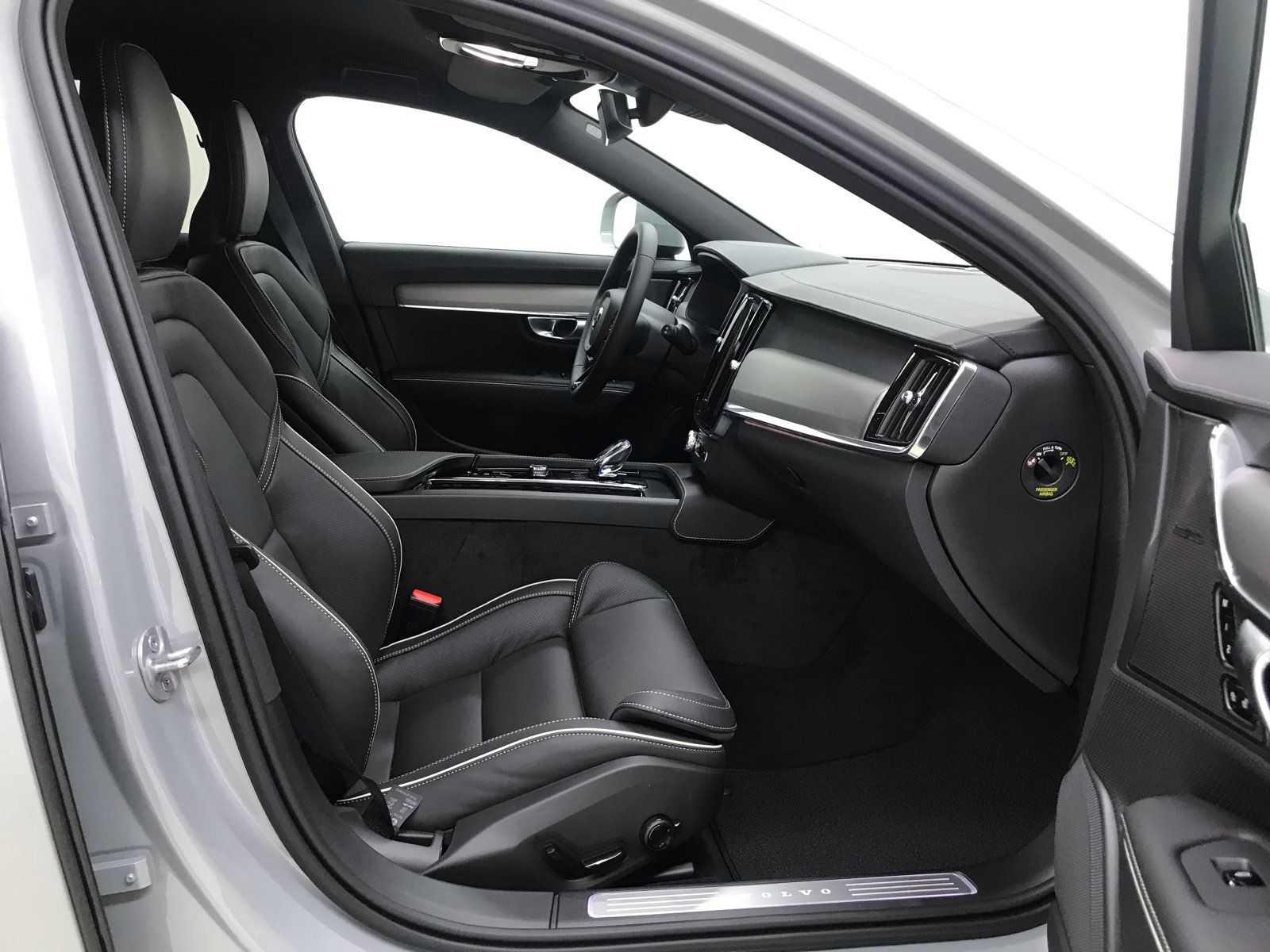 Volvo V90 CC B4 Diesel AWD Plus AHK*360°20"