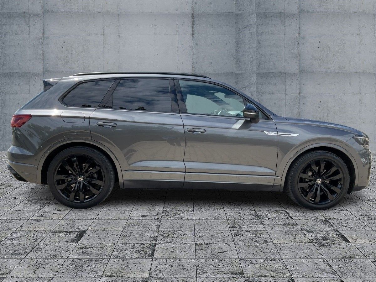 Volkswagen Touareg 3.0 TDI 4M R-LINE - Samsaru's Car Outlet
