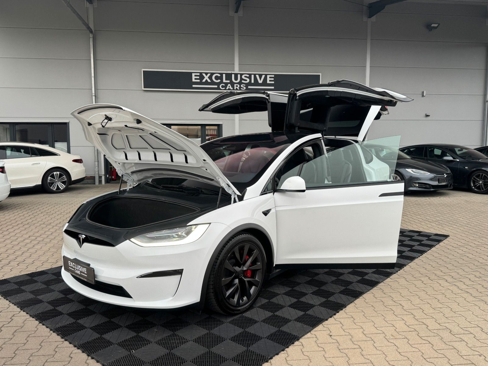 Tesla MODEL X PLAID | HARDWARE 4 | 6 SEATS |