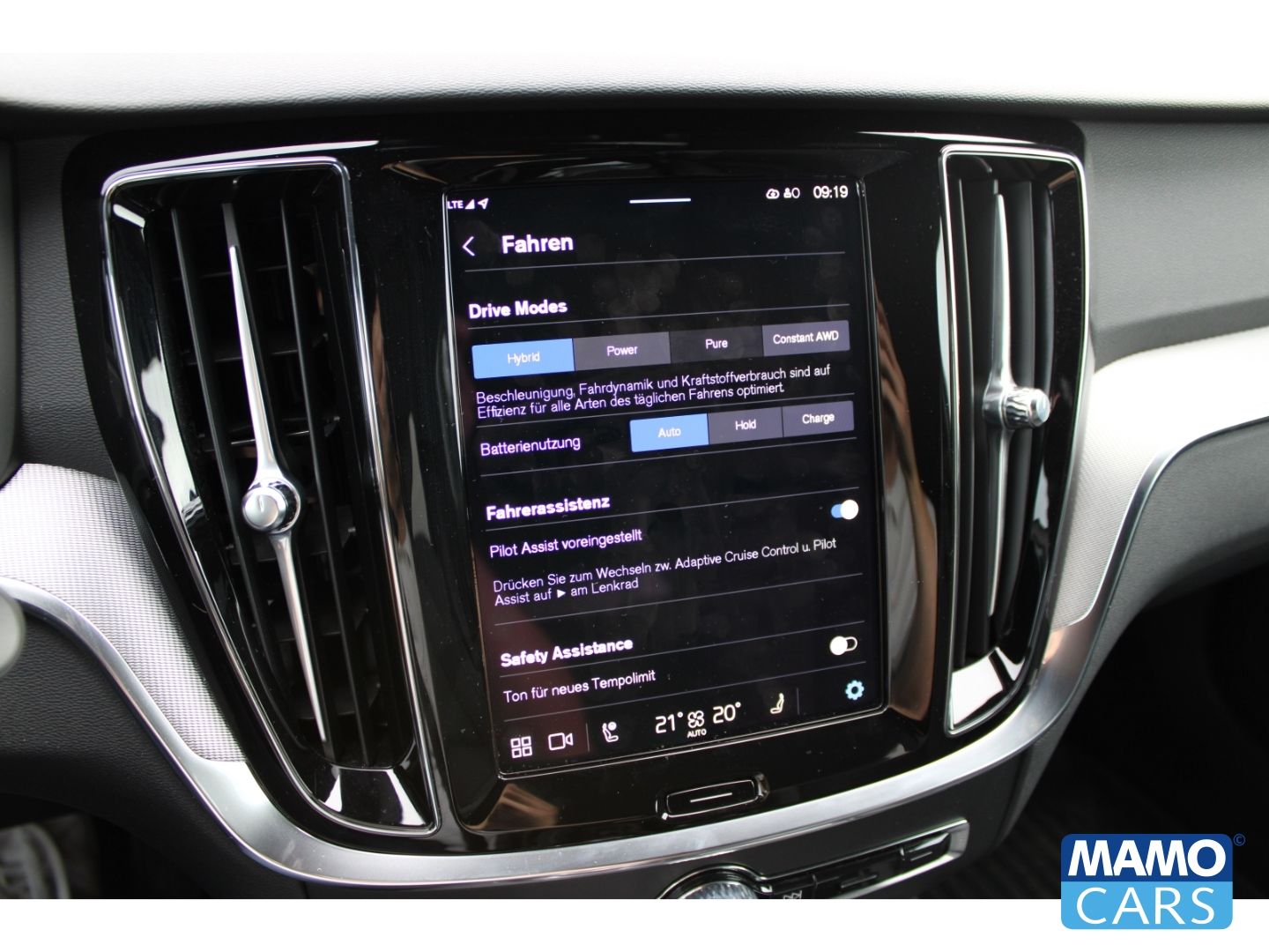 Volvo V60 T8 AWD Recharge Plus Dark EU6e AHK/360CAM/AC