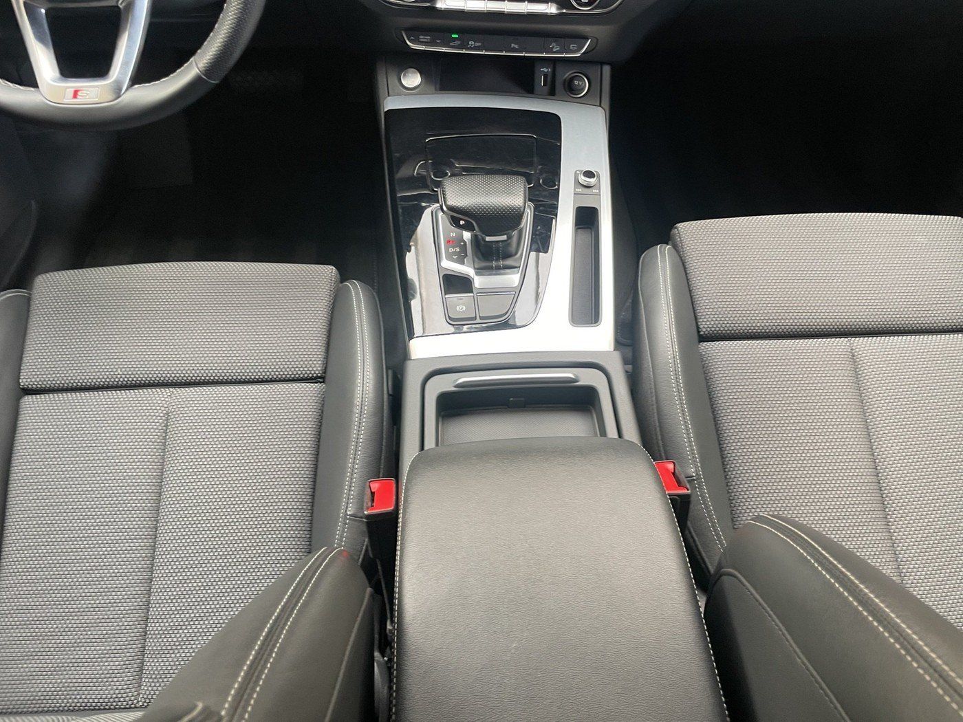 Audi Q5 50 TFSI e quatt. S tronic S line AHK SHZ RFK