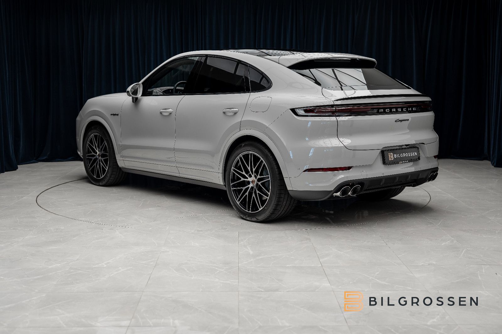 Porsche Cayenne Coupé E-Hybrid PASM BOSE SportExh P-Disp