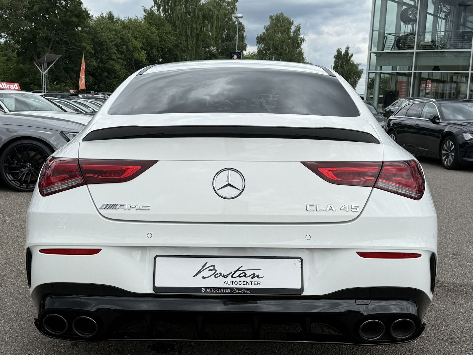Mercedes-Benz CLA 45 AMG - Samsaru's Car Outlet