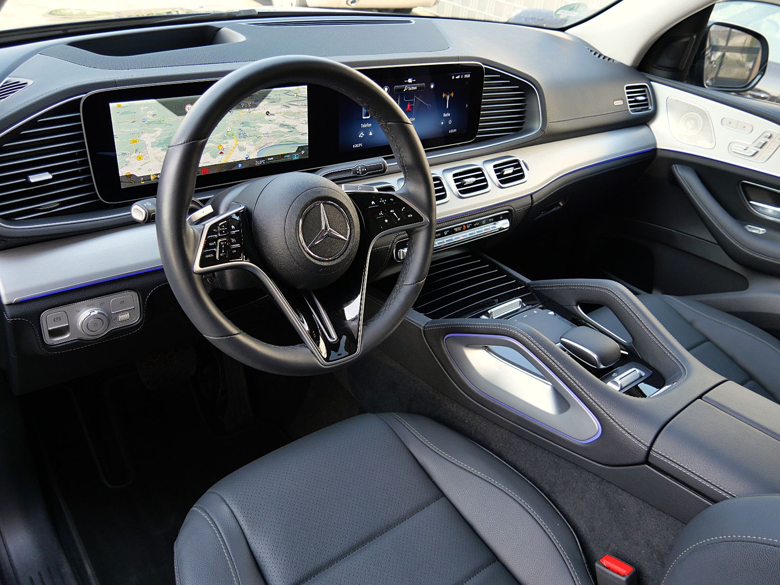 Mercedes-Benz GLE 300d AMG+Night.Airm.360,HUD,Pan.Belüft.Burm