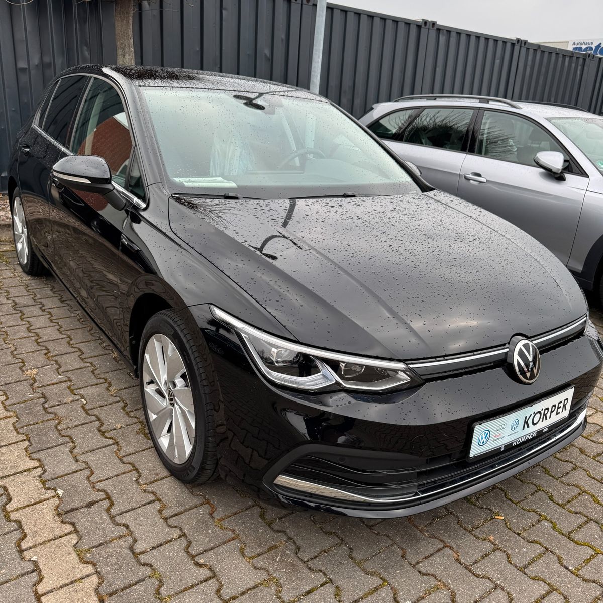 Volkswagen Golf VIII Lim. Style 1.5 eTSI - Samsaru's Car Outlet