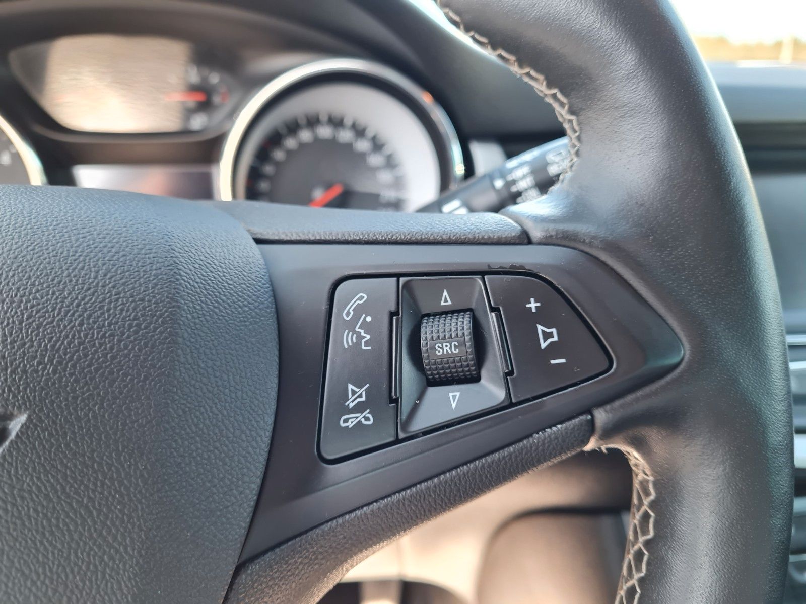 Opel Astra K Sports Tourer - Samsaru's Car Outlet