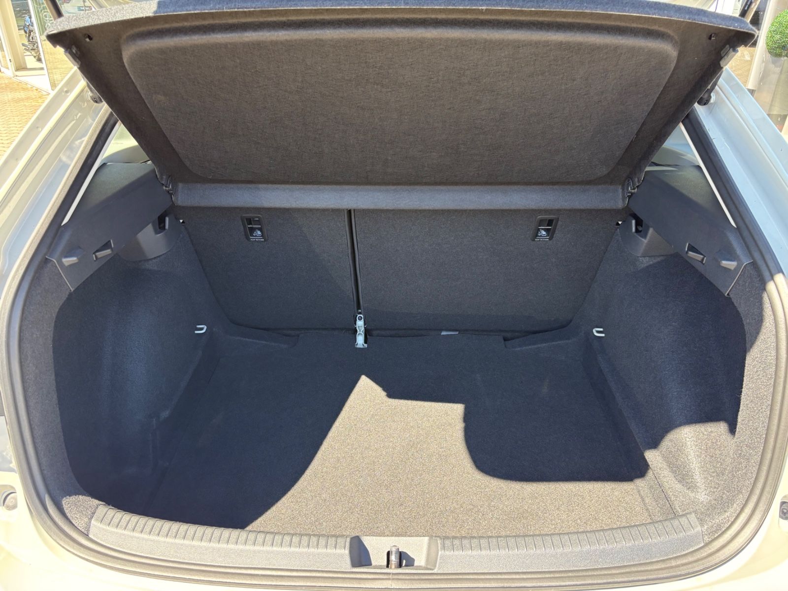 Volkswagen Taigo - Samsaru's Car Outlet