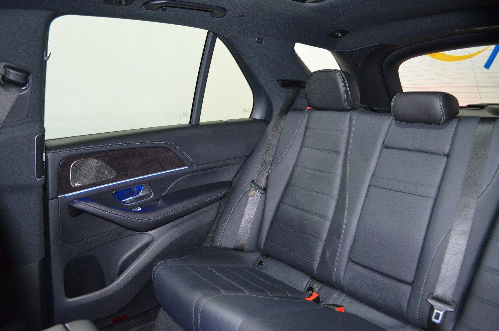 Mercedes-Benz GLE 350 DE 4M AMG-LINE"PANO"DTR+"MASSAGE"SOUND"