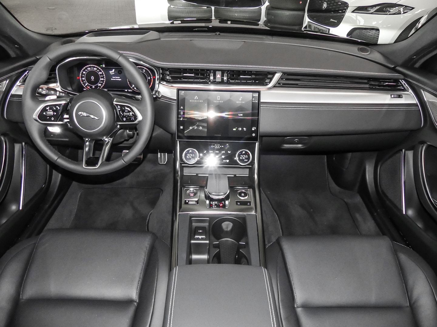 Jaguar XF Sportbrake R-Dynamic SE AWD D200 Soft Close H