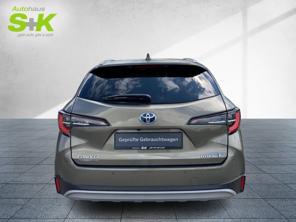 Toyota Corolla Touring Sports Hybrid - Samsaru's Car Outlet